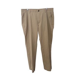 Under Armour Men Size 40/30 Khaki Tan Straight Golf Pants Polyester NWT